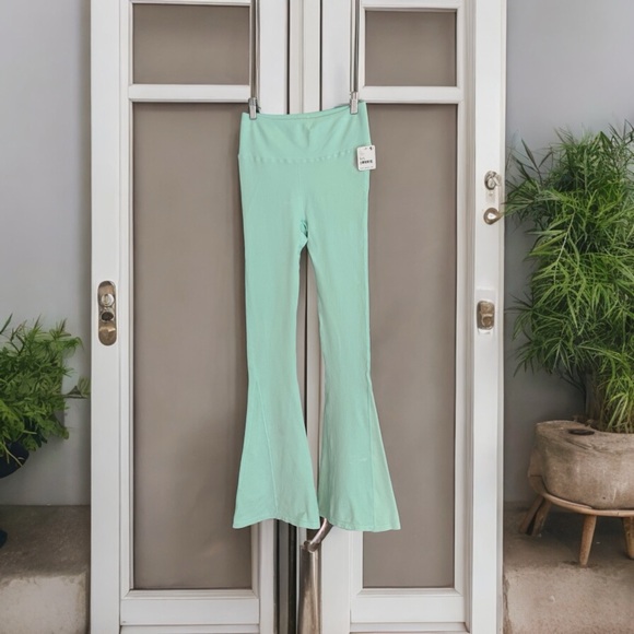 NWT Free People Free Movement Leggings - Picture 4 of 8